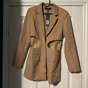 NWOT Lioness Beige Cutout Midi Dress Blazer
